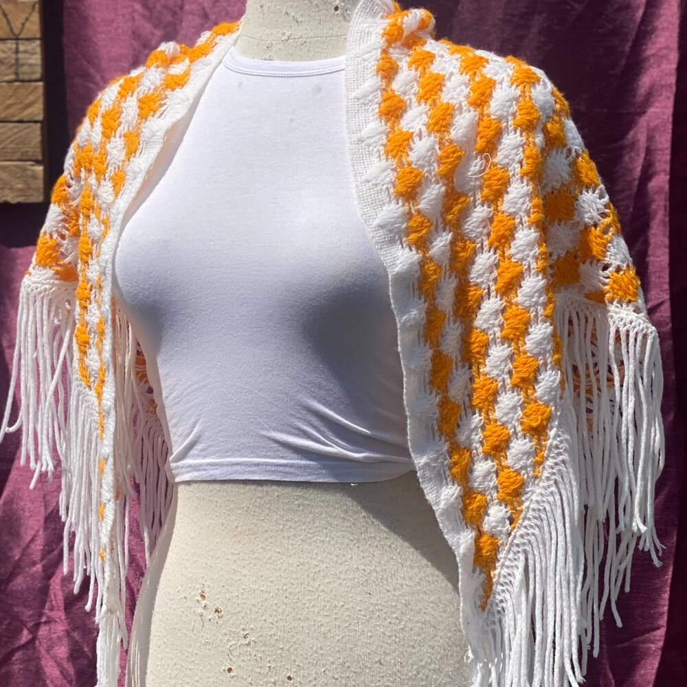 Vintage NachoCow Knit Shoulder Shawl Capelet | Yellow White Fringe Boho Festival